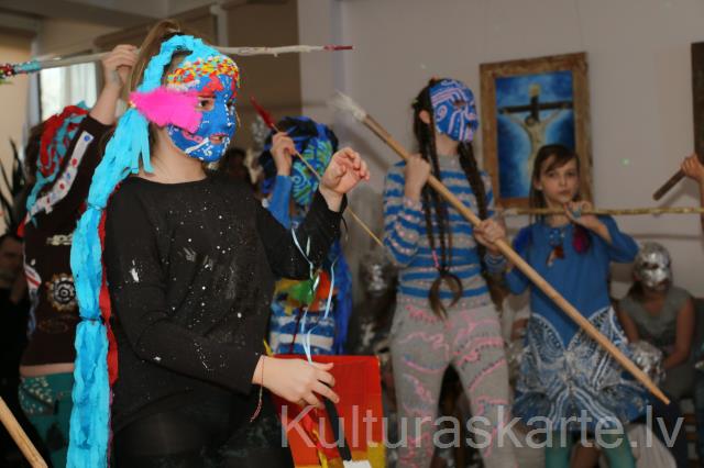 Masku karnevāls "Kosmoss"
